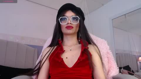 Danna online show from November 2025 03:38:01 AM