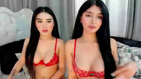 Snapshot of emeraldfvckinggreyson chatting on January 2025 09:43:01 PM Emerald online show from January 2025 09:43:01 PM