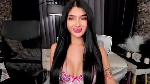 Snapshot of emeraldfvckinggreyson chatting on February 2025 03:34:02 AM Emerald online show from February 2025 03:34:02 AM