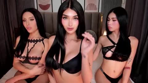 Snapshot of emeraldfvckinggreyson chatting on November 2025 02:55:02 AM Emerald online show from November 2025 02:55:02 AM