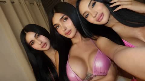 Snapshot of emeraldfvckinggreyson chatting on November 2025 04:25:02 AM Emerald online show from November 2025 04:25:02 AM