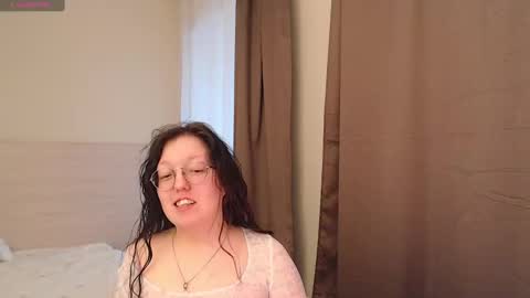 Snapshot of emi_gooflord chatting on March 2025 06:46:02 AM Emi online show from March 2025 06:46:02 AM