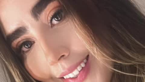 emi_royse online show from April 2026 12:39:01 AM