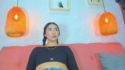 Emily online show from November 2025 12:05:02 PM