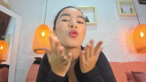 Emily online show from December 2025 12:03:02 PM