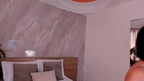 Emily online show from December 2025 12:10:01 PM