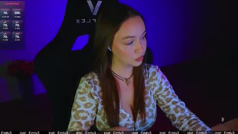 Emili online show from March 2026 04:55:01 PM