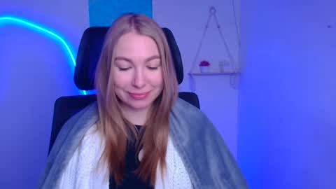 Snapshot of emilia_ilia chatting on January 2026 06:50:02 AM Emilia online show from January 2026 06:50:02 AM