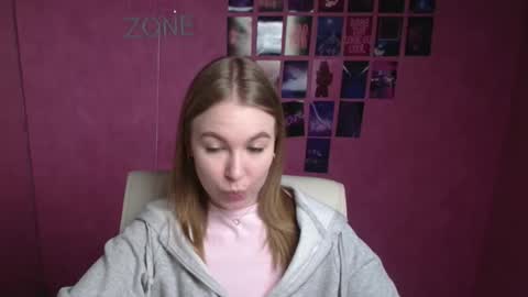 Emilia online show from March 2026 06:42:02 AM