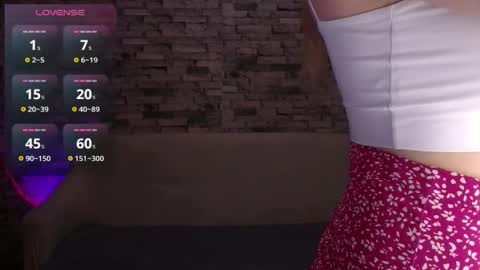 Amili online show from April 2026 12:43:01 PM