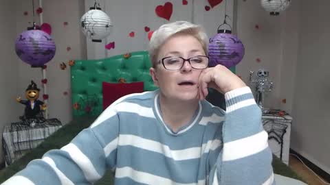 EmiliaGree online show from October 2025 06:12:01 PM