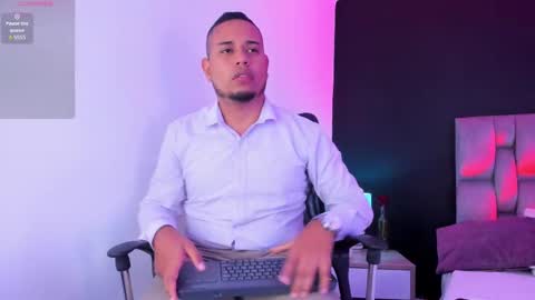 emilianoclarke online show from September 2025 02:04:02 AM