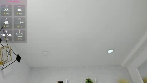 Snapshot of emiliarose_ chatting on May 2026 09:55:01 PM EmiliaRose online show from May 2026 09:55:01 PM