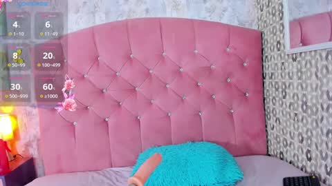 Emilie James online show from December 2024 06:26:02 PM