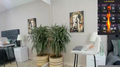 Snapshot of emilio_brandon chatting on October 2025 11:00:01 AM Emilio online show from October 2025 11:00:01 AM