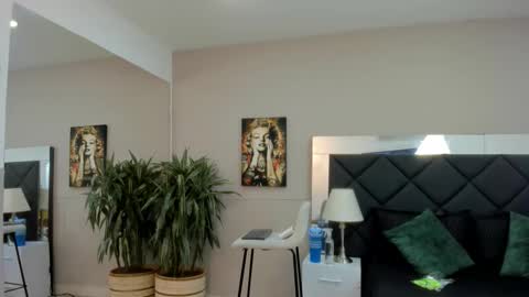 Snapshot of emilio_brandon chatting on November 2025 11:10:02 AM Emilio online show from November 2025 11:10:02 AM