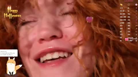 Snapshot of emiliyafox chatting on October 2025 08:21:02 PM Emi online show from October 2025 08:21:02 PM