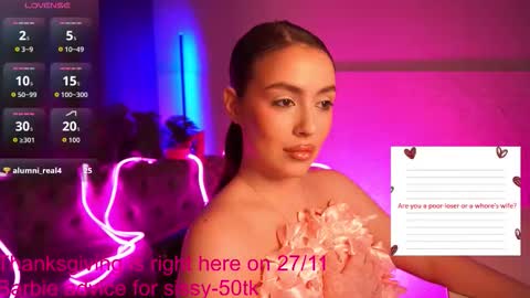  Emiliya  online show from November 2025 01:11:01 PM