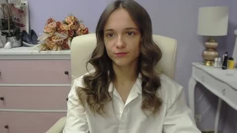 Emilly online show from November 2025 07:41:02 AM