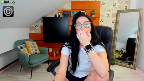 EmillyTaylor online show from February 2025 07:50:01 AM