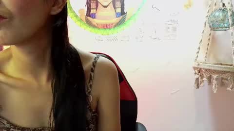 Snapshot of emily___rouse chatting on July 2026 09:08:01 PM emily___rouse online show from July 2026 09:08:01 PM