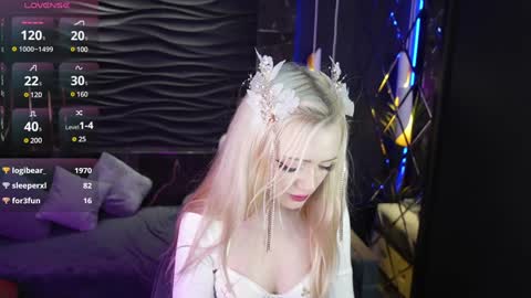 Snapshot of emily_air chatting on December 2024 03:25:02 AM Emily online show from December 2024 03:25:02 AM