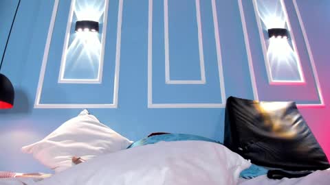 Snapshot of emily_ariaszc chatting on February 2025 04:20:02 PM Emily online show from February 2025 04:20:02 PM