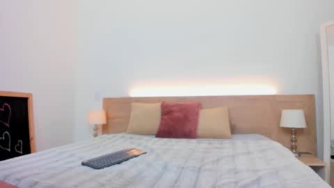 Snapshot of emily_bruss chatting on February 2026 03:35:01 AM emily_bruss online show from February 2026 03:35:01 AM