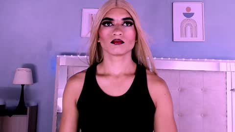 emily_castillo_1 online show from September 2025 04:28:01 AM