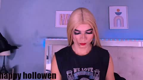 emily_castillo_1 online show from October 2025 04:48:02 AM