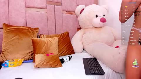  M I A   online430pm- 930pm online show from December 2025 10:40:01 PM