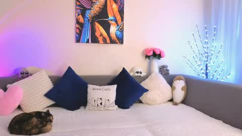 Snapshot of emily_heels chatting on April 2026 02:51:02 PM Emily Heels online show from April 2026 02:51:02 PM