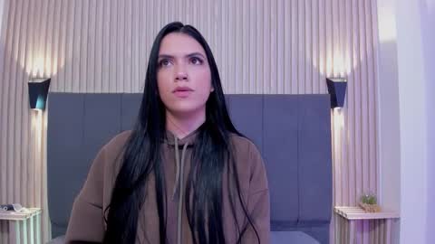 Snapshot of emily_jonhson chatting on November 2025 07:16:02 PM emily_jonhson online show from November 2025 07:16:02 PM