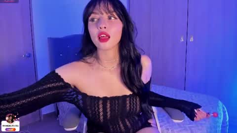 Snapshot of emily_katee chatting on June 2026 01:21:01 AM Emily online show from June 2026 01:21:01 AM