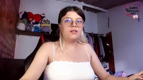 Julieta online show from February 2025 07:02:01 PM