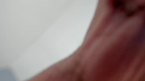 Snapshot of emily_lean_ chatting on January 2025 01:27:01 AM Emi independent model online show from January 2025 01:27:01 AM