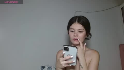 Snapshot of emily_littesweet chatting on May 2026 11:45:02 PM Emily littesweets online show from May 2026 11:45:02 PM
