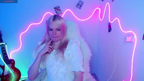 Snapshot of emily_nyaffe chatting on October 2025 06:56:01 PM Lia online show from October 2025 06:56:01 PM