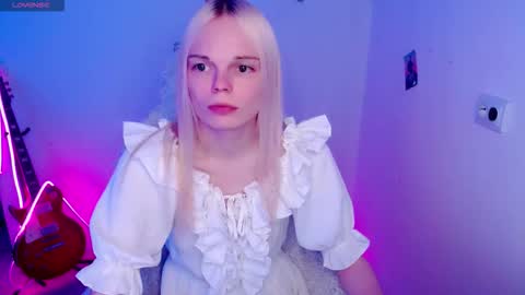 Snapshot of emily_nyaffe chatting on December 2025 12:08:01 AM Lia online show from December 2025 12:08:01 AM