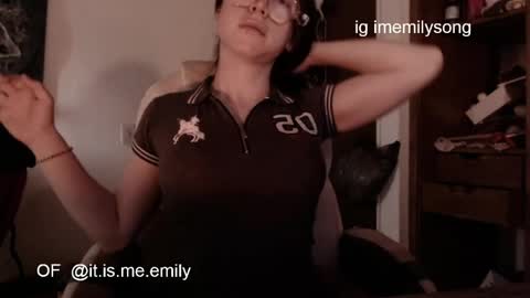 emily_pearl_ online show from April 2026 10:14:02 PM