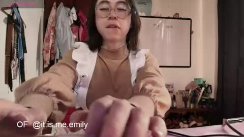 Snapshot of emily_pearl_ chatting on July 2026 05:48:02 PM emily_pearl_ online show from July 2026 05:48:02 PM