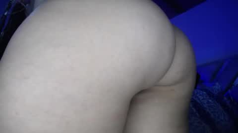 Snapshot of emily_pervert00 chatting on October 2025 06:33:01 AM Emily online show from October 2025 06:33:01 AM