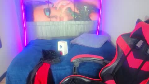 Snapshot of emily_rosse04 chatting on December 2025 12:14:02 PM online show from December 2025 12:14:02 PM