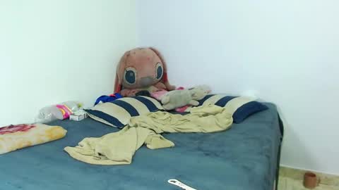 Emily  IGEmmily Baussa online show from November 2025 08:30:02 PM