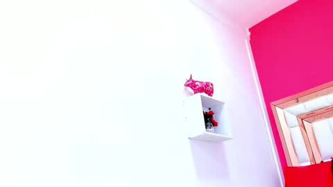 Emily online show from March 2025 02:23:02 PM