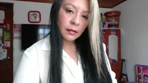 Snapshot of emily_sexy69 chatting on April 2026 04:13:02 PM Emily online show from April 2026 04:13:02 PM