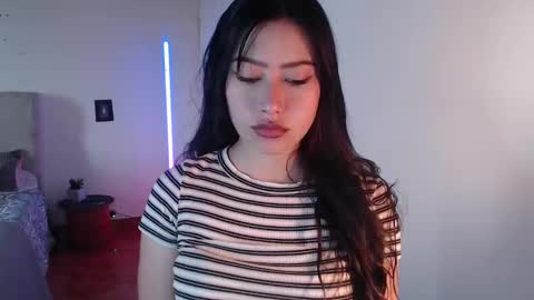 Emily  Swan online show from January 2025 06:59:02 PM