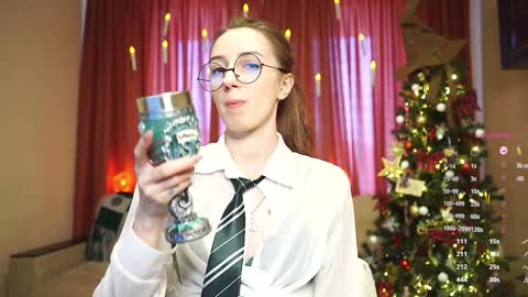 Lia online show from January 2025 09:37:02 AM