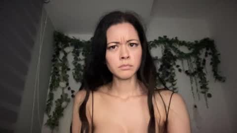 Snapshot of emilyalexa chatting on June 2026 12:33:01 PM Emily Alexa online show from June 2026 12:33:01 PM