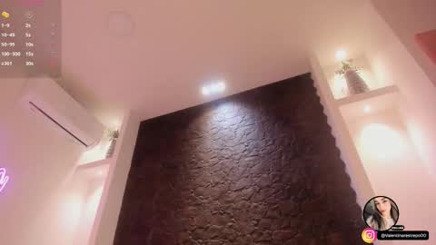 emilyallen_1 online show from December 2025 04:06:02 AM